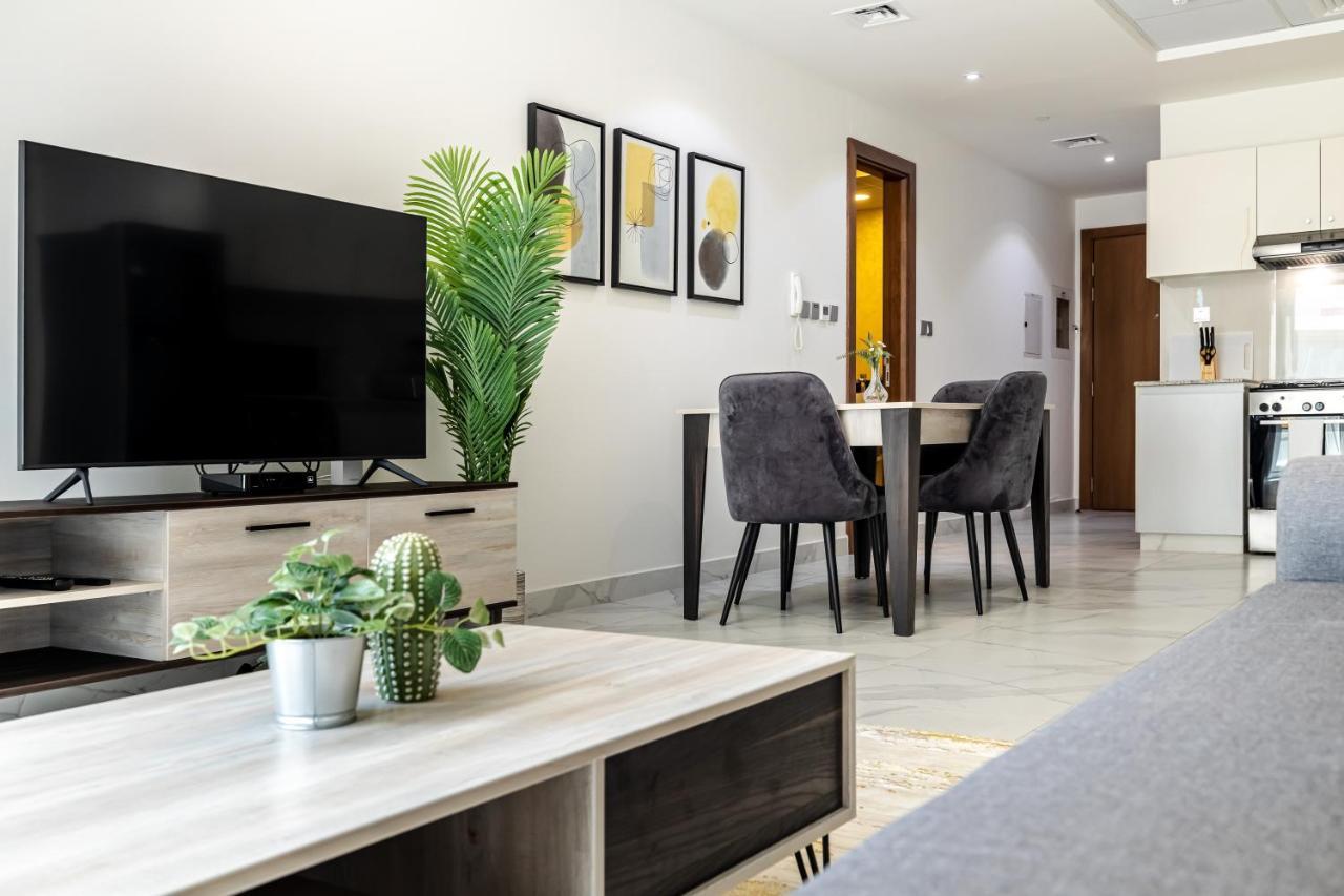 Unlock Waters Edge Apartment Дубай Екстериор снимка