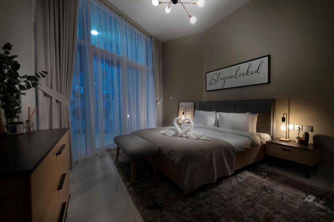 Unlock Waters Edge Apartment Дубай Екстериор снимка