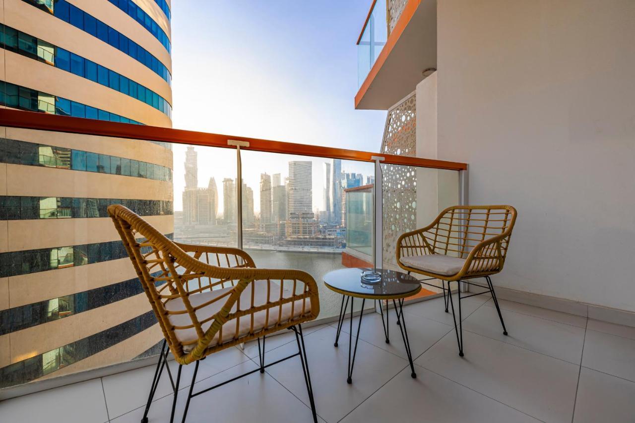 Unlock Waters Edge Apartment Дубай Екстериор снимка
