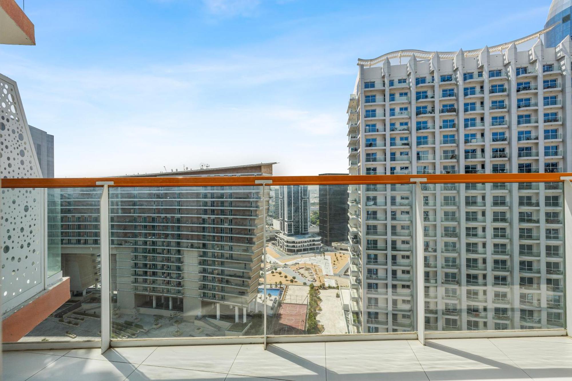 Unlock Waters Edge Apartment Дубай Екстериор снимка