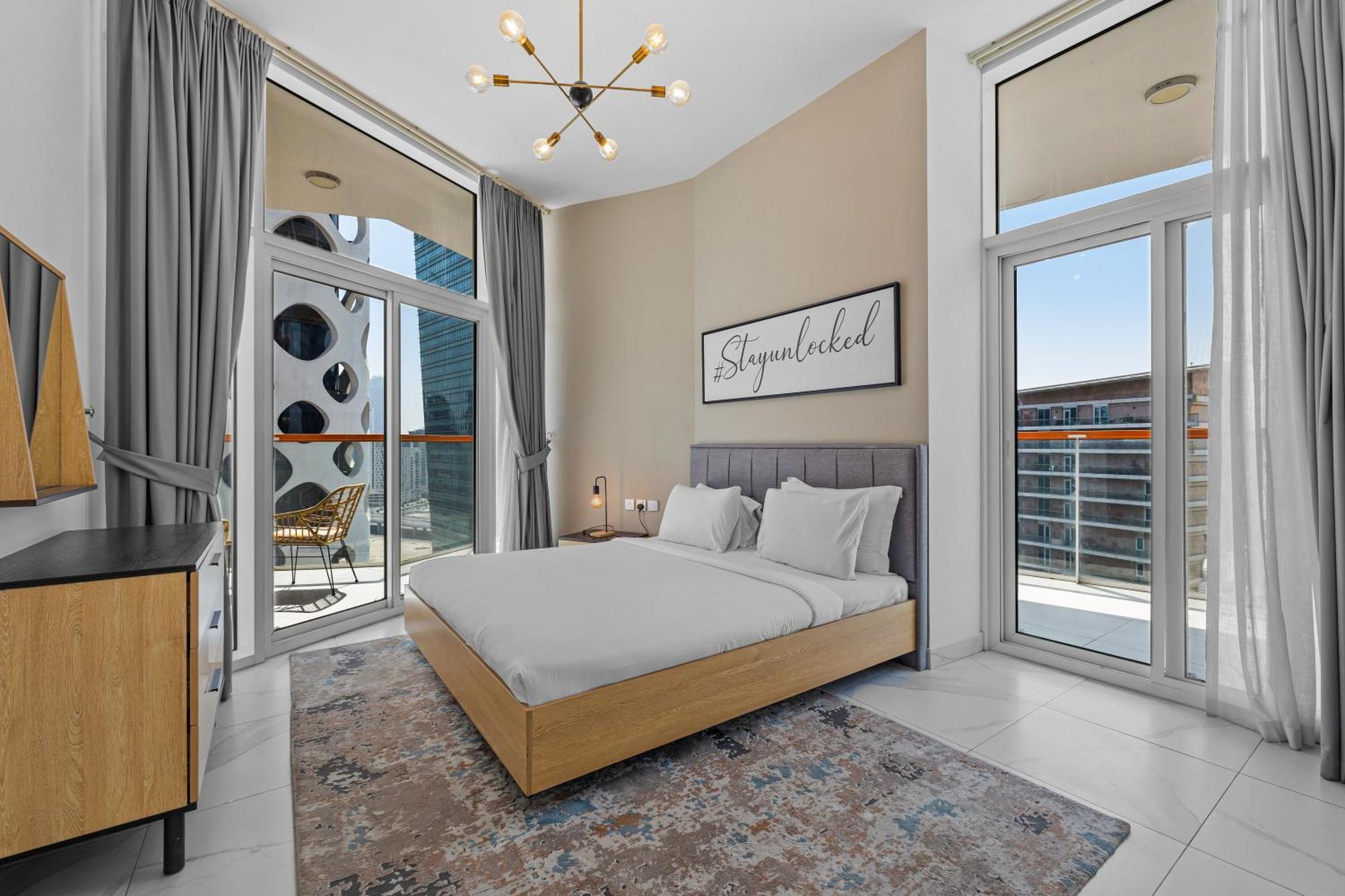 Unlock Waters Edge Apartment Дубай Екстериор снимка